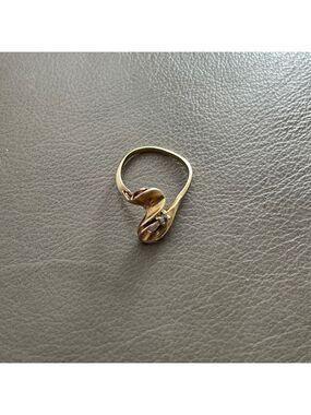 10K Gold And Diamond Ring 🥰🥰🥰